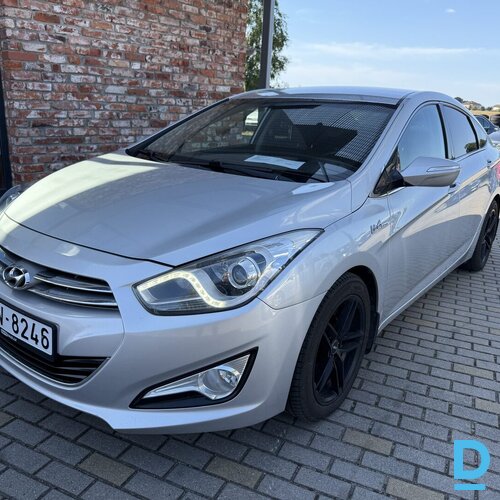 Pārdod Hyundai i40 1.7d, 2012
