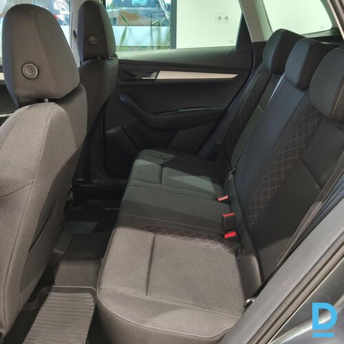 Pārdod Skoda Karoq Ambition 1.6 Tdi, 2018