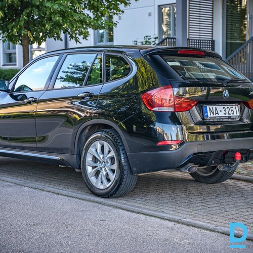 Pārdod BMW X1 2.0D, 2013