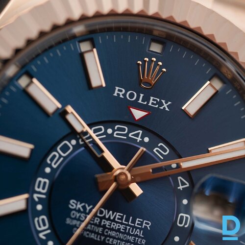 Pārdod Rolex Sky-Dweller Pārdod Rolex Sky-Dweller