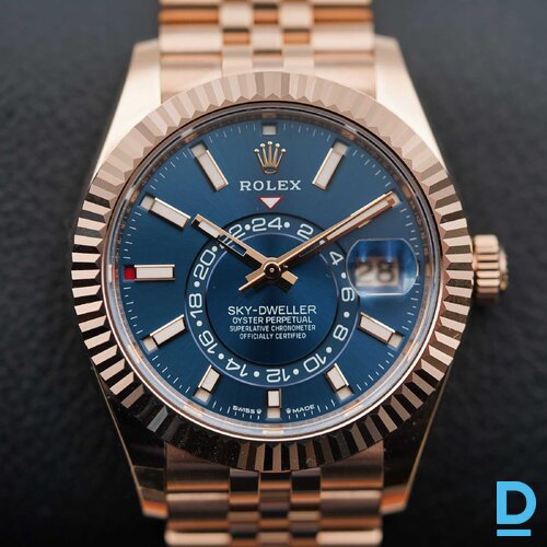Pārdod Rolex Sky-Dweller Pārdod Rolex Sky-Dweller