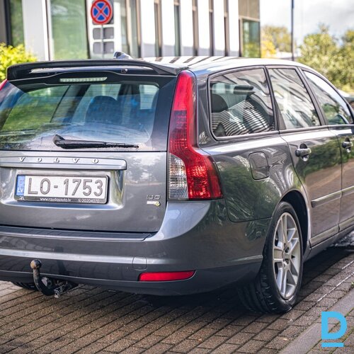 Pārdod Volvo V50 1.6d, 2009