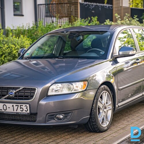 Pārdod Volvo V50 1.6d, 2009
