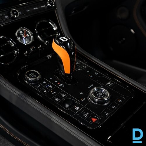 Pārdod Bentley Continental GT Black Edition, 2025
