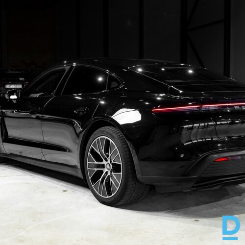 Pārdod Porsche Taycan Performance, 2021