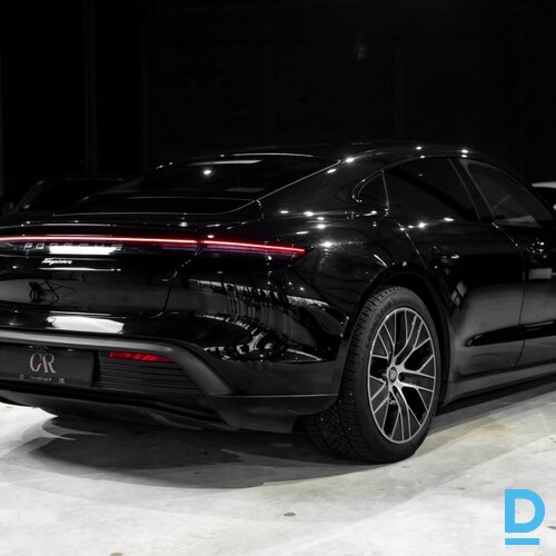 Pārdod Porsche Taycan Performance, 2021