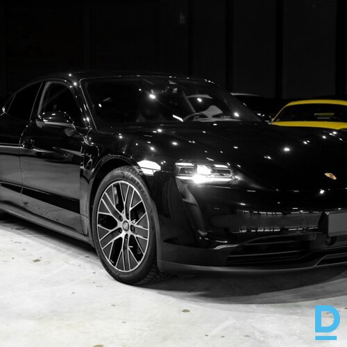 Pārdod Porsche Taycan Performance, 2021