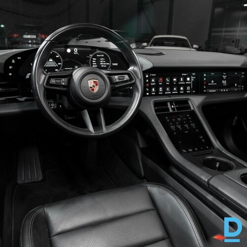 Pārdod Porsche Taycan Performance, 2021