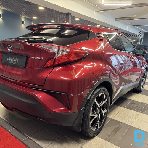 Pārdod Toyota C-HR Hybrid 1.8 Hybrid, 2019