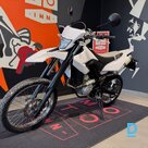 Pārdod Yamaha WR125R motociklu, 125 cm³, 2014