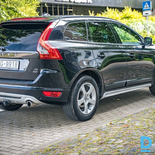Pārdod Volvo XC60 2.4d, R-Design, 4x4, 2010