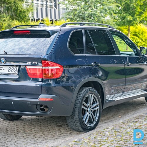 Pārdod BMW X5 3.0I, 2007