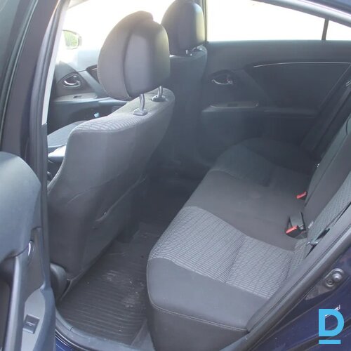 Pārdod Toyota Avensis 1.8i, 2011 Pārdod Toyota Avensis 1.8i, 2011