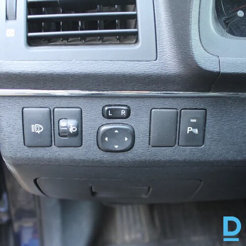 Pārdod Toyota Avensis 1.8i, 2011 Pārdod Toyota Avensis 1.8i, 2011