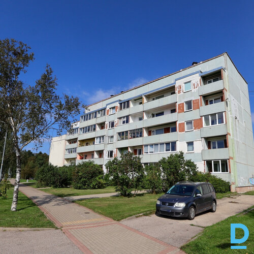 Pārdod dzīvokli Slimnīcas iela 9