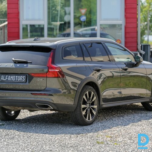 Pārdod Volvo V60 Cross Country D4 AWD 190 PS, 2020 Pārdod Volvo V60 Cross Country D4 AWD 190 PS, 2020