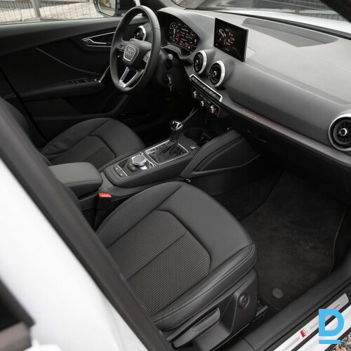 Pārdod Audi SQ2 2.0 TFSI quattro 300 PS, 2023 Pārdod Audi SQ2 2.0 TFSI quattro 300 PS, 2023