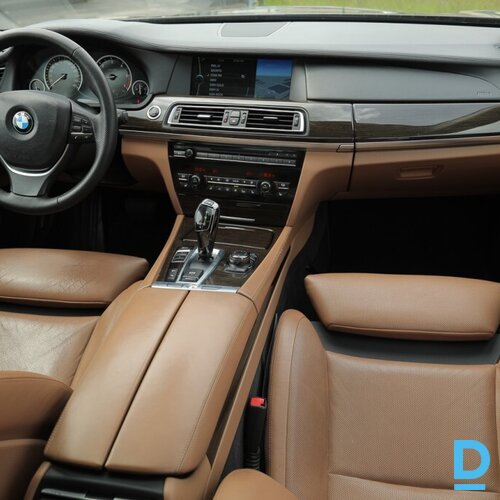 Pārdod BMW 740d x-Drive 306 PS, 2011
