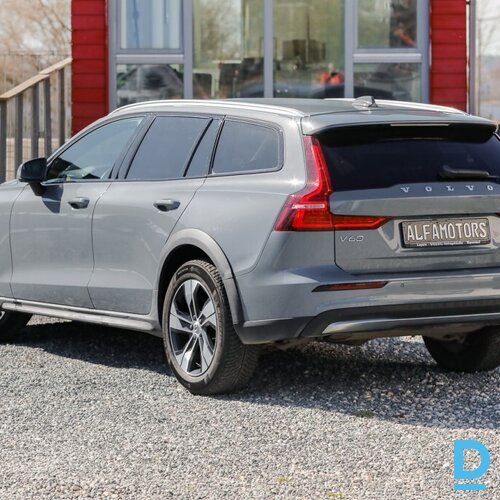 Pārdod Volvo V60 B4 Cross Country AWD 197 PS, 2023 Pārdod Volvo V60 B4 Cross Country AWD 197 PS, 2023