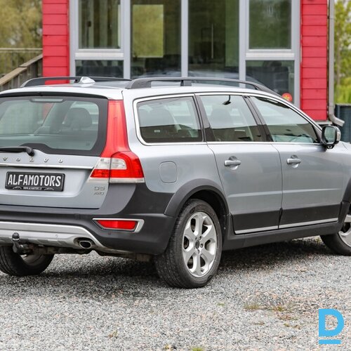 Pārdod Volvo XC70 D5 AWD 215 PS, 2014