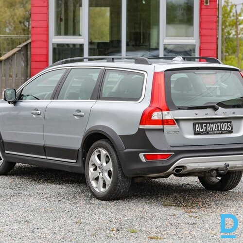 Pārdod Volvo XC70 D5 AWD 215 PS, 2014
