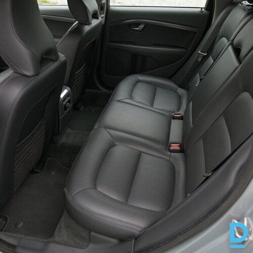 Pārdod Volvo XC70 D5 AWD 215 PS, 2014