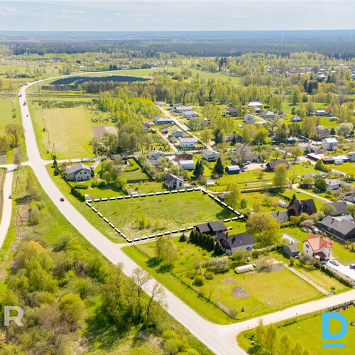 Pārdošanā 4750 m² zemes gabals privātmājas būvniecībai Inčukalnā.Spiediet "apska