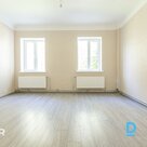 Продаётся тёплая и просторная 2-комнатная квартира в отличном месте с развитой и