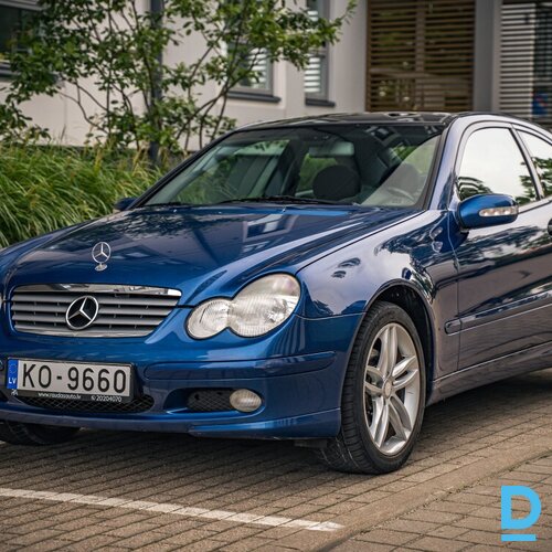 Pārdod Mercedes-Benz C180 2.0i, 2002