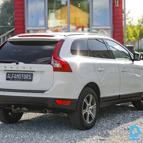 Pārdod Volvo XC60 D5 Summum AWD 205 PS, 2011