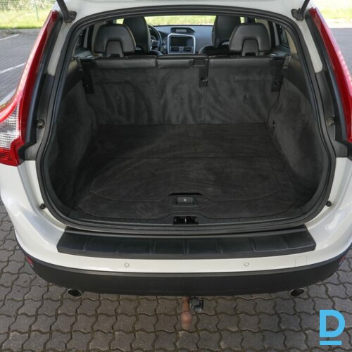 Pārdod Volvo XC60 D5 Summum AWD 205 PS, 2011