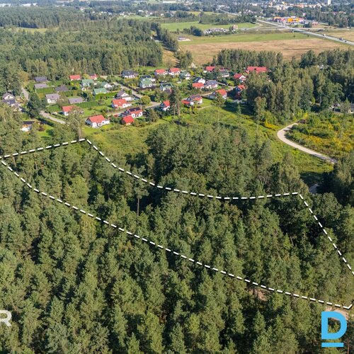 Pārdošanā daļēji atmežots 1,28 ha zemes gabals privātmāju būvniecībai pie Ādažie