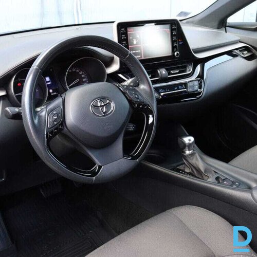 Pārdod Toyota C-Hr Hybrid Active 1.8, 2021