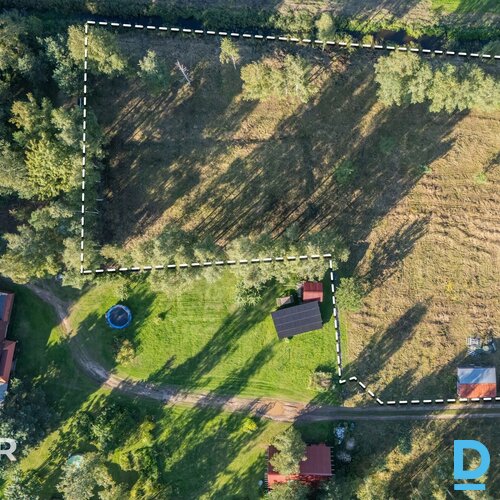 Pārdošanā 3850 m² zemes gabals privātmājas būvniecībai Daugmalē.Zeme atrodas sav