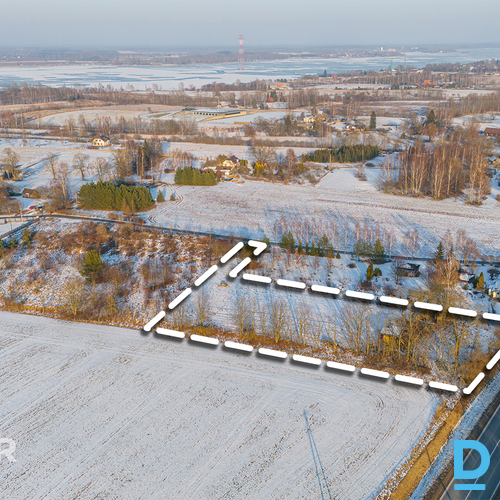 Pārdod zemes gabalu ļoti izdevīgā un skaistā vietā netālu no Daugavas.Zemes gaba