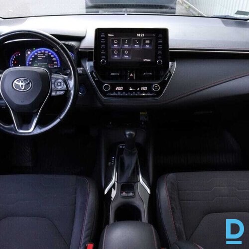Pārdod Toyota Corolla Hybrid TS Luxury Plus 2.0, 2019 Pārdod Toyota Corolla Hybrid TS Luxury Plus 2.0, 2019