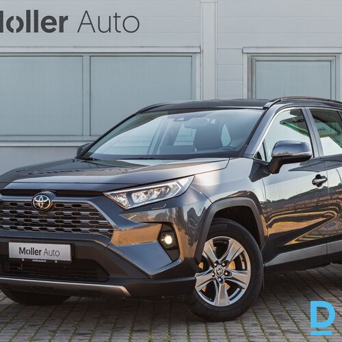 Pārdod Toyota RAV4 2.0i, 2023