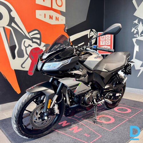 Pārdod Aprilia Tuono 125 motociklu, 125 cm³, 2022