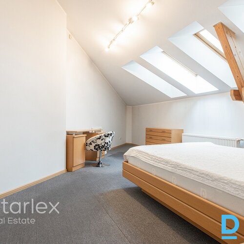 Mansarda birojs pie Ģertrūdes baznīcas