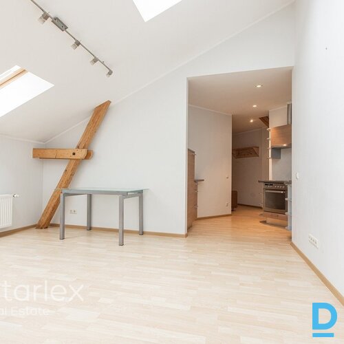 Mansarda birojs pie Ģertrūdes baznīcas