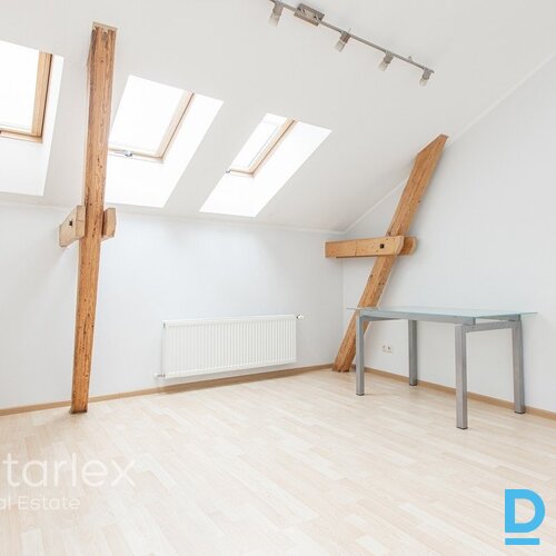 Mansarda birojs pie Ģertrūdes baznīcas