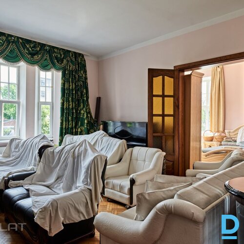 Pārdod dzīvokli Lāčplēša iela 70B