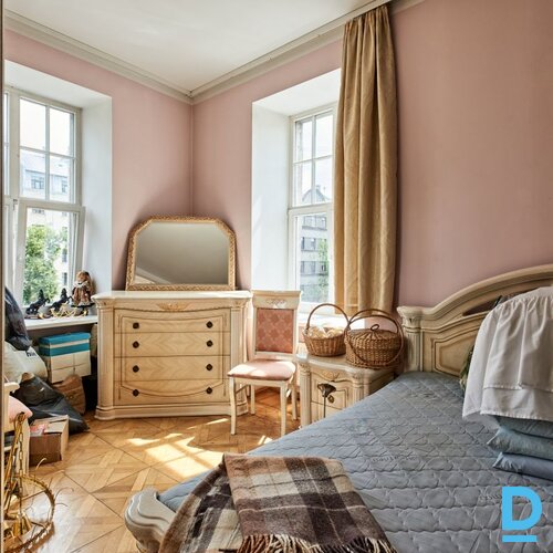 Pārdod dzīvokli Lāčplēša iela 70B