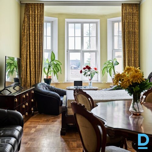 Pārdod dzīvokli Lāčplēša iela 70B