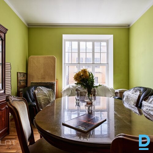 Pārdod dzīvokli Lāčplēša iela 70B