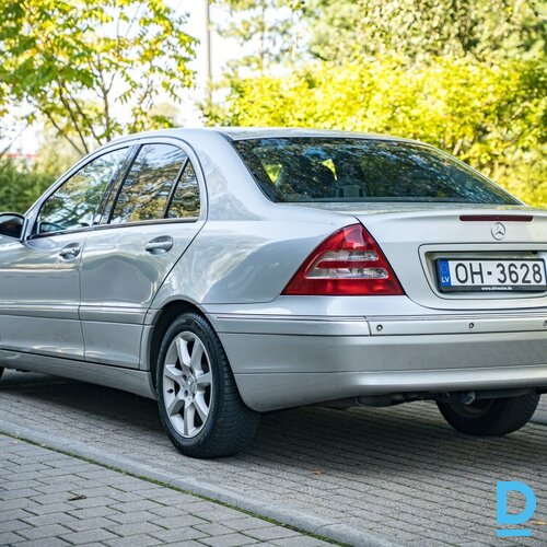Pārdod Mercedes-Benz C200, 2.2d, 2003 Pārdod Mercedes-Benz C200, 2.2d, 2003