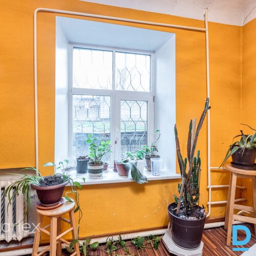 Trīsistabu dzīvoklis Birznieka Upīša ielā 26