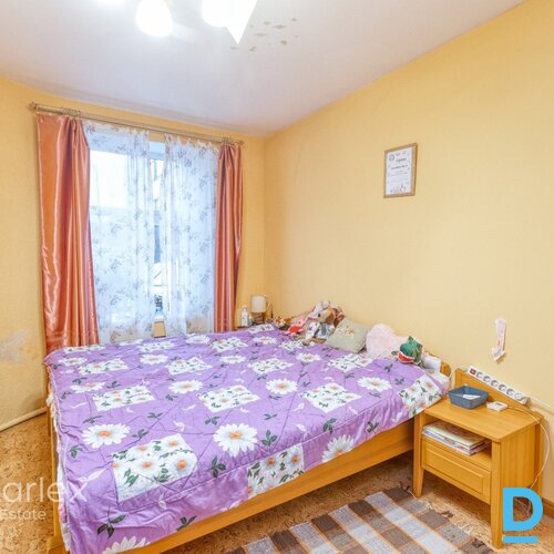 Trīsistabu dzīvoklis Birznieka Upīša ielā 26