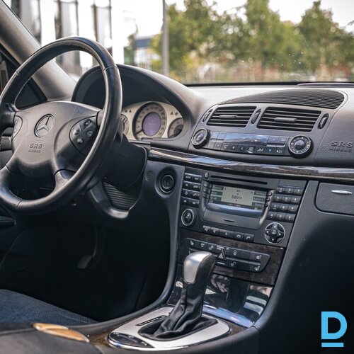 Pārdod Mercedes-Benz E320, 3.2d, Avangard, 2003 Pārdod Mercedes-Benz E320, 3.2d, Avangard, 2003