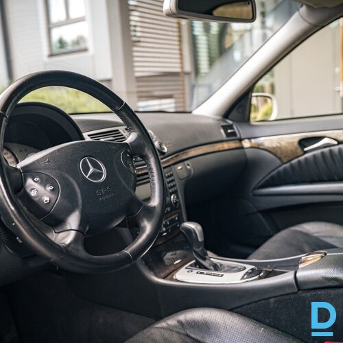 Pārdod Mercedes-Benz E320, 3.2d, Avangard, 2003 Pārdod Mercedes-Benz E320, 3.2d, Avangard, 2003